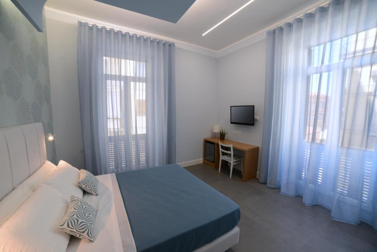 In Centro B&B 카스텔라마레디스타비아 외부 사진